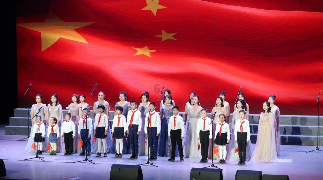 青海西宁:备战春运,给动车组列车做“高原体检”
